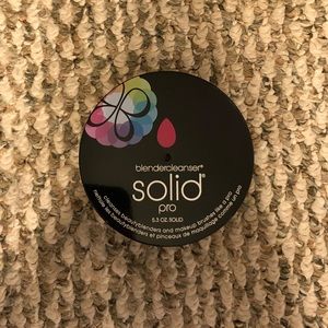 beautyblender cleanser